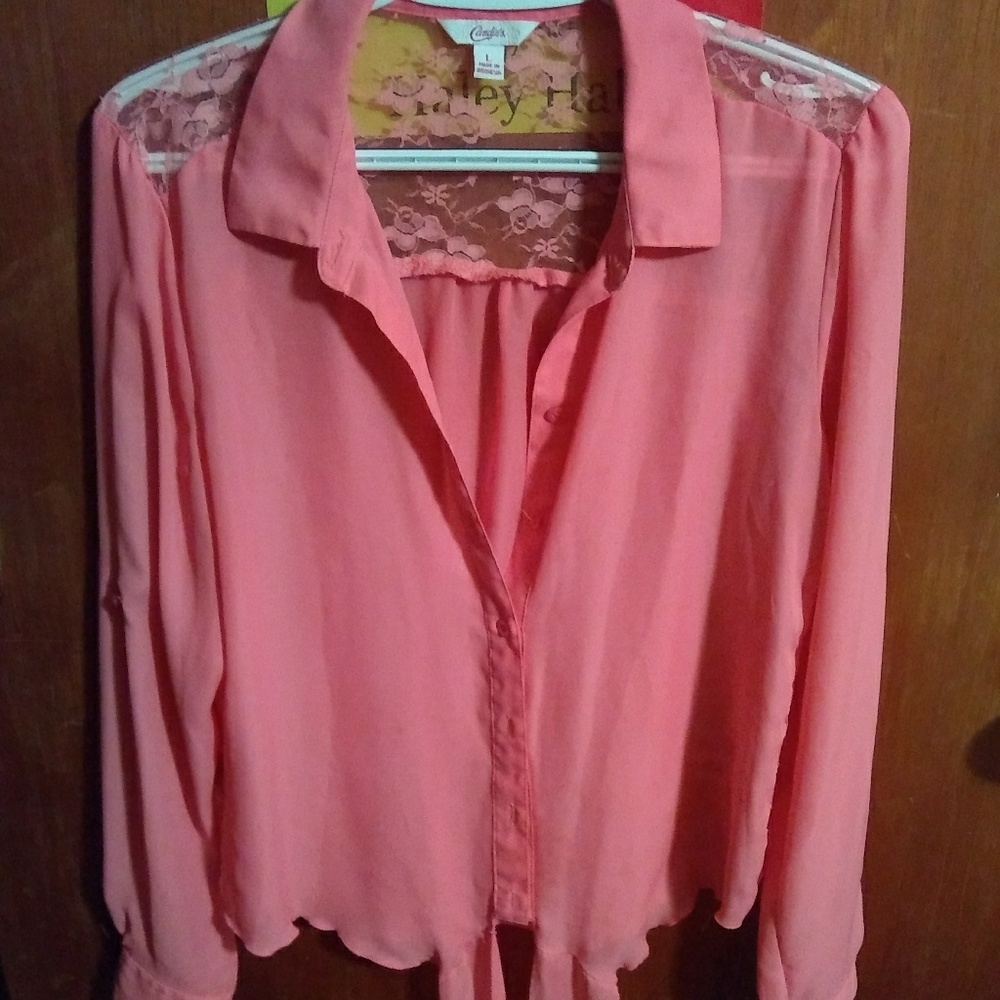 Blouse/collared button up